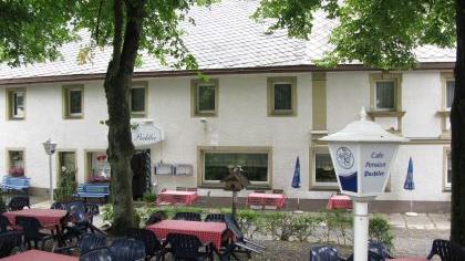 Warmensteinacher wollen keine Nazis im Ort Warmensteinacher wollen keine Nazis im Ort