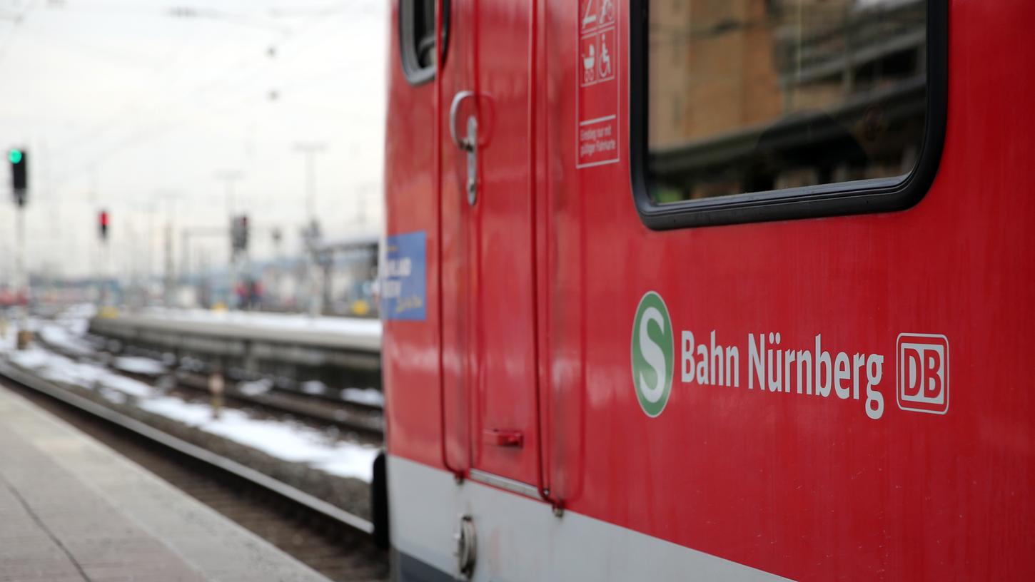 Die Nürnberger S-Bahn wird vorerst nicht in ein 365-Euro-Ticket eingebunden werden können. Der VGN hat die Einführung eines solchen Angebots im Gesamtraum nun abgelehnt.
