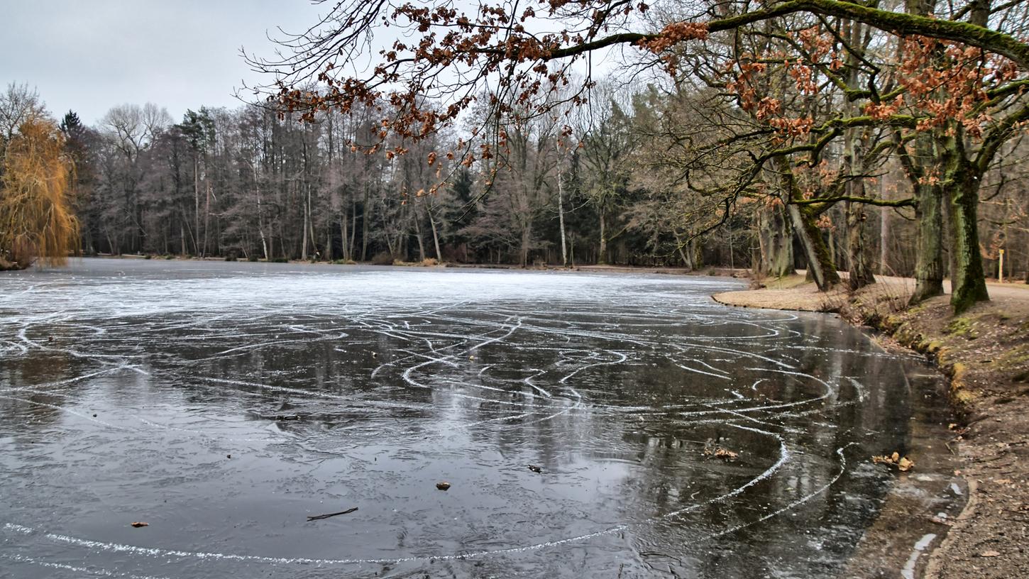 Dünnes Eis: Eislaufen auf Nürnbergs Weihern verboten