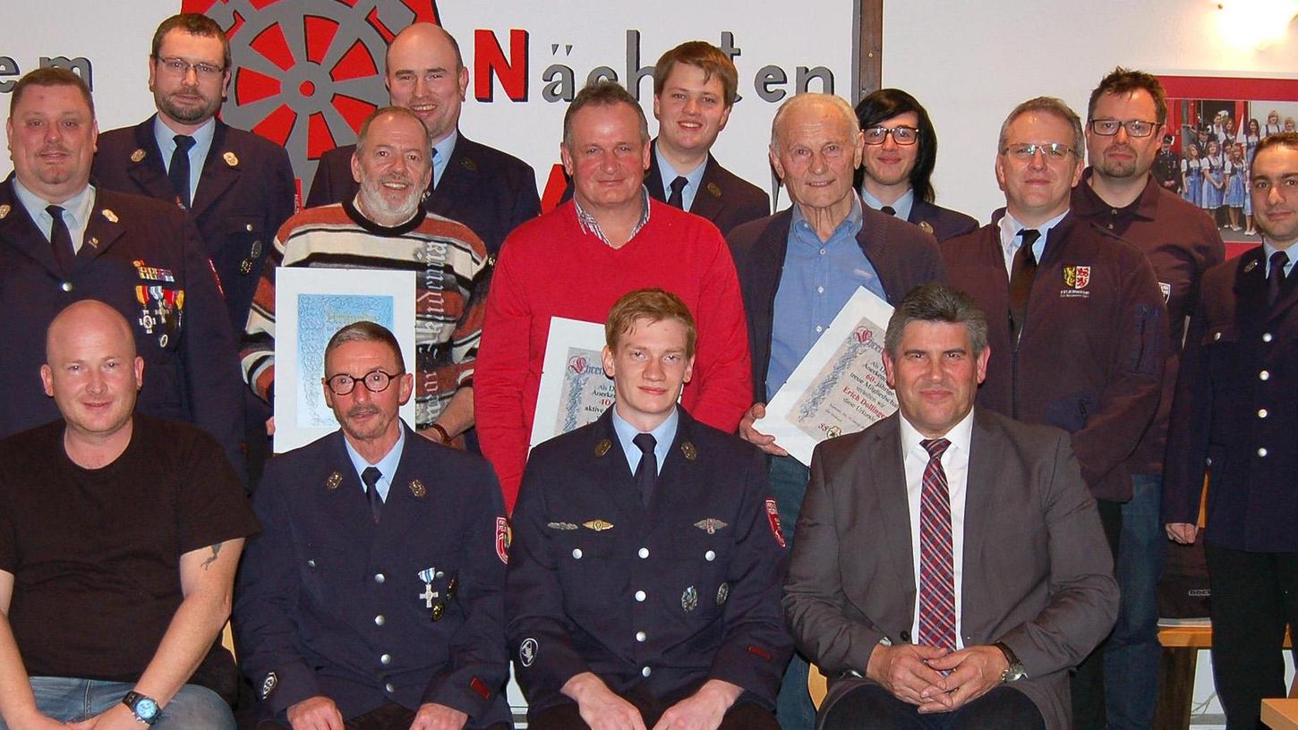 Feuerwehr Kemnath wählt neue Kommandanten 