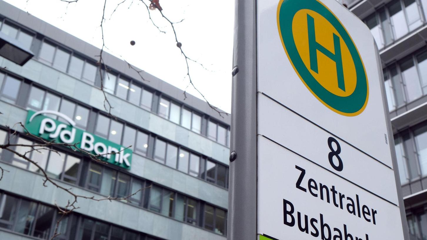 Stadt hofft auf Neuanfang: PSD Bank kauft Nürnberger ZOB