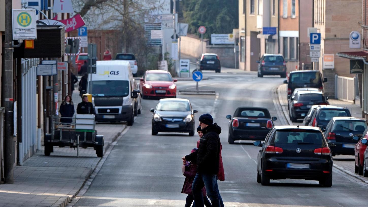 Cadolzburg: Autofahrer nehmen den Fuß vom Gas