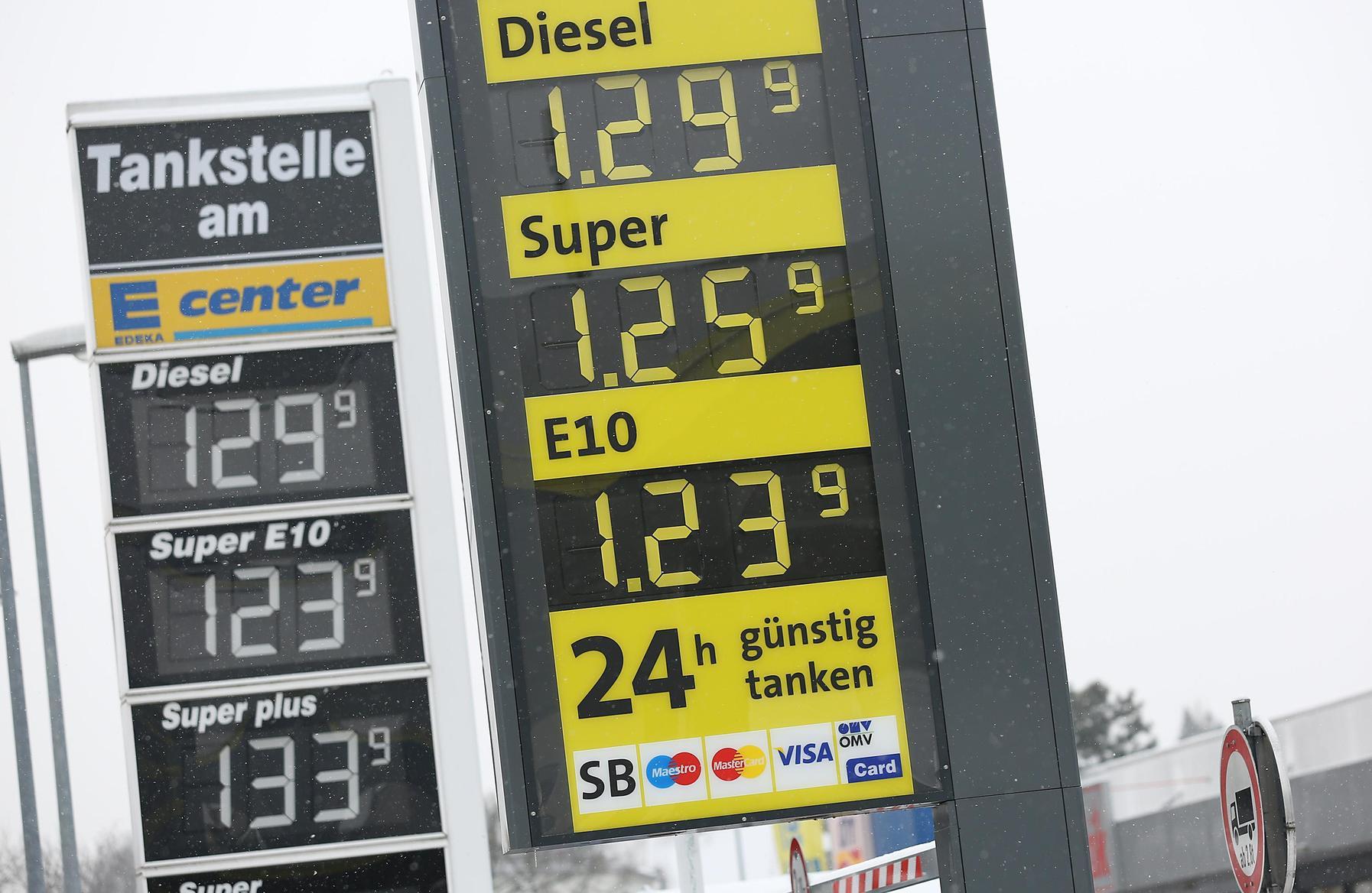 Adac Klart Auf Darum Ist Diesel In Franken So Teuer Nurnberg Erlangen Furth Forchheim Nordbayern De