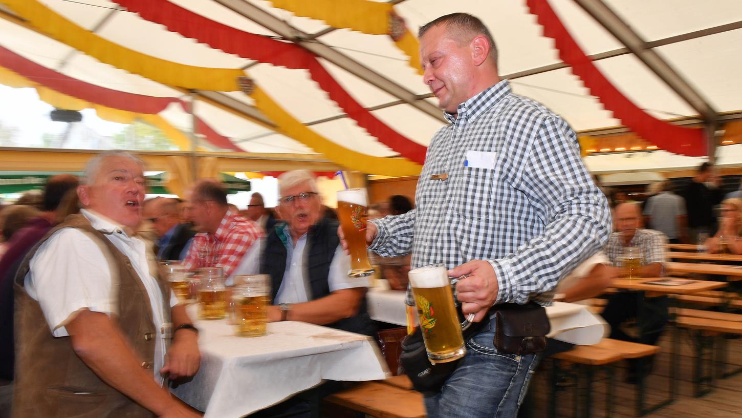Auch dieses Jahr wird auf der Kerwa in Weisendorf wieder ordentlich Bier ausgeschenkt werden.