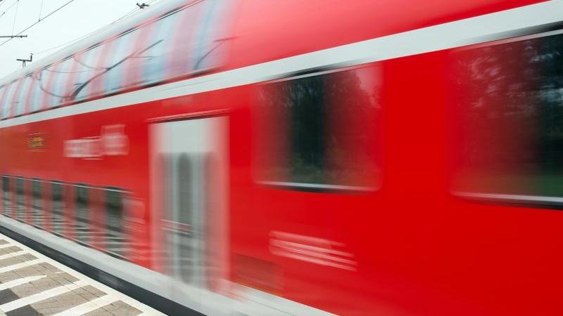 Bahnangebot wird vielerorts in Deutschland wegen der Coronavirus-Pandemie zurückgefahren.