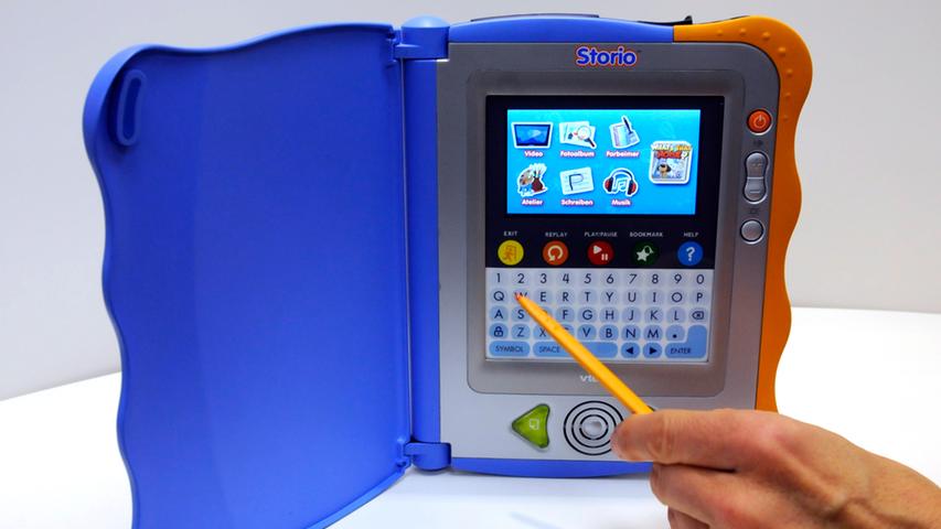 Die Firma VTech aus Hong Kong ist für elektronisches Lernspielzeug bekannt. Dieses fördert zum Beispiel die Sprachentwicklung und Motorik von kleinen Kindern.