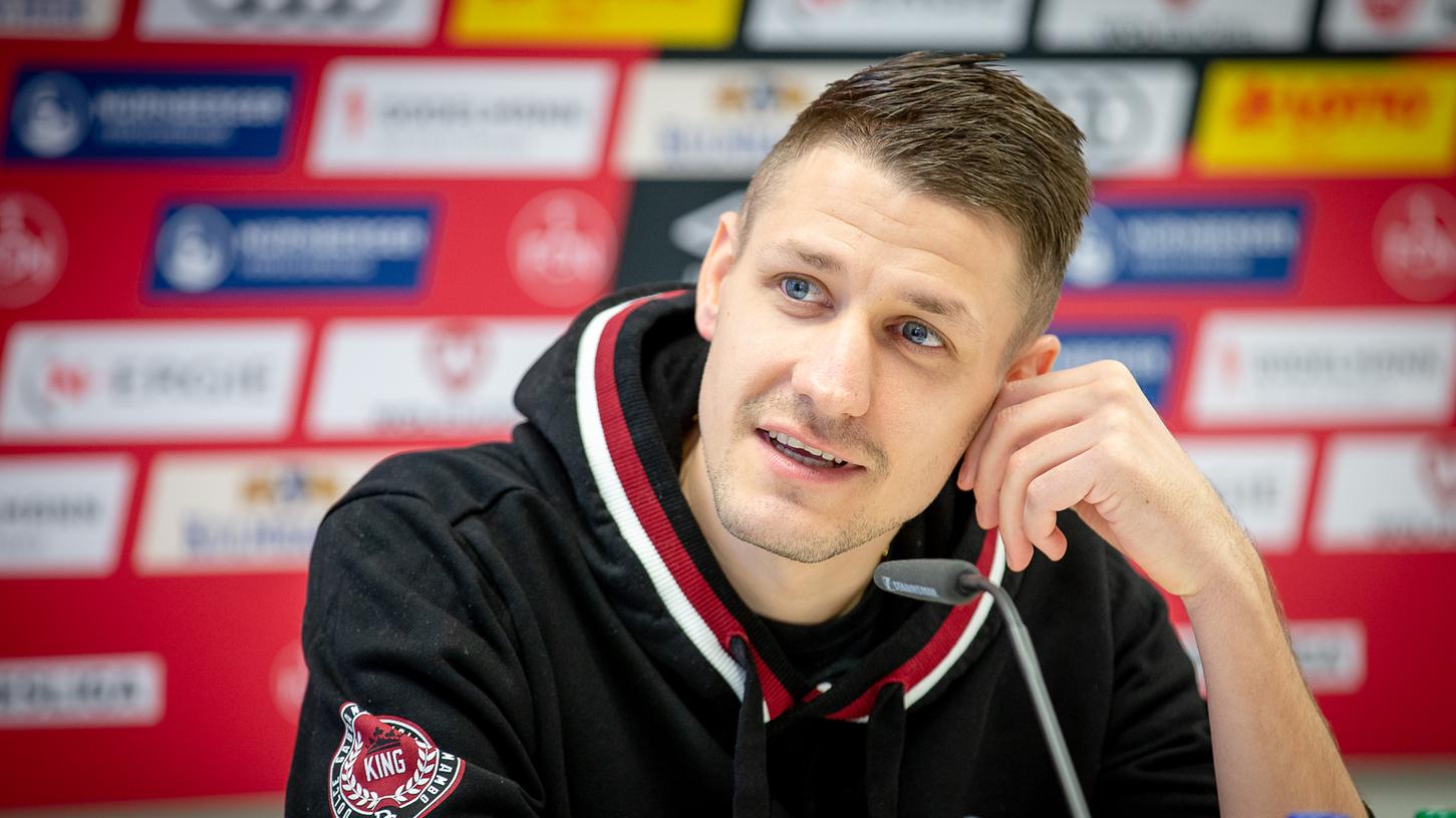 Stellte sich am Donnerstag den Fragen der Presse: Club-Neuzugang Ivo Ilicevic. Stellte sich am Donnerstag den Fragen der Presse: Club-Neuzugang Ivo Ilicevic.