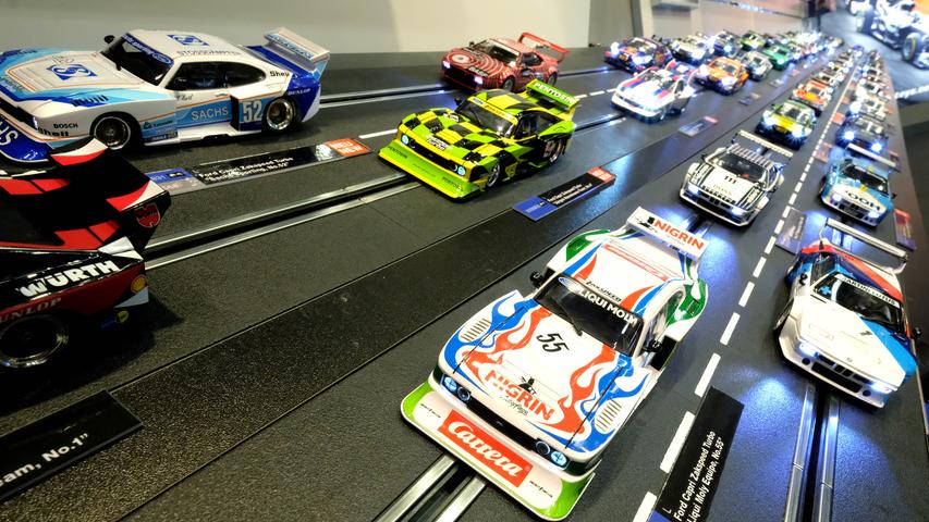 Carrera und Co: Modellfahrzeuge auf der Spielwarenmesse
