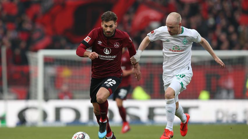 In höhepunktmäßig mageren ersten Hälfte muss man dem 1. FC Nürnberg Respekt zollen. Die Mannschaft rund um Enrico Valentini lässt kaum gegnerische Chancen zu - auch Davy Klaassen setzt für Werder überhaupt keine Impulse.