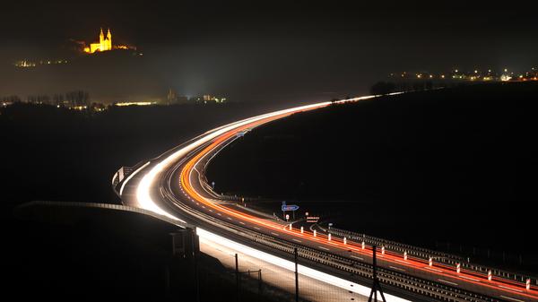 Zwischen der Anschlussstelle Untersiemau und der Anschlussstelle Lichtenfels-Nord bietet sich Autofahrern ein Blick auf die Basilika Vierzehnheiligen.