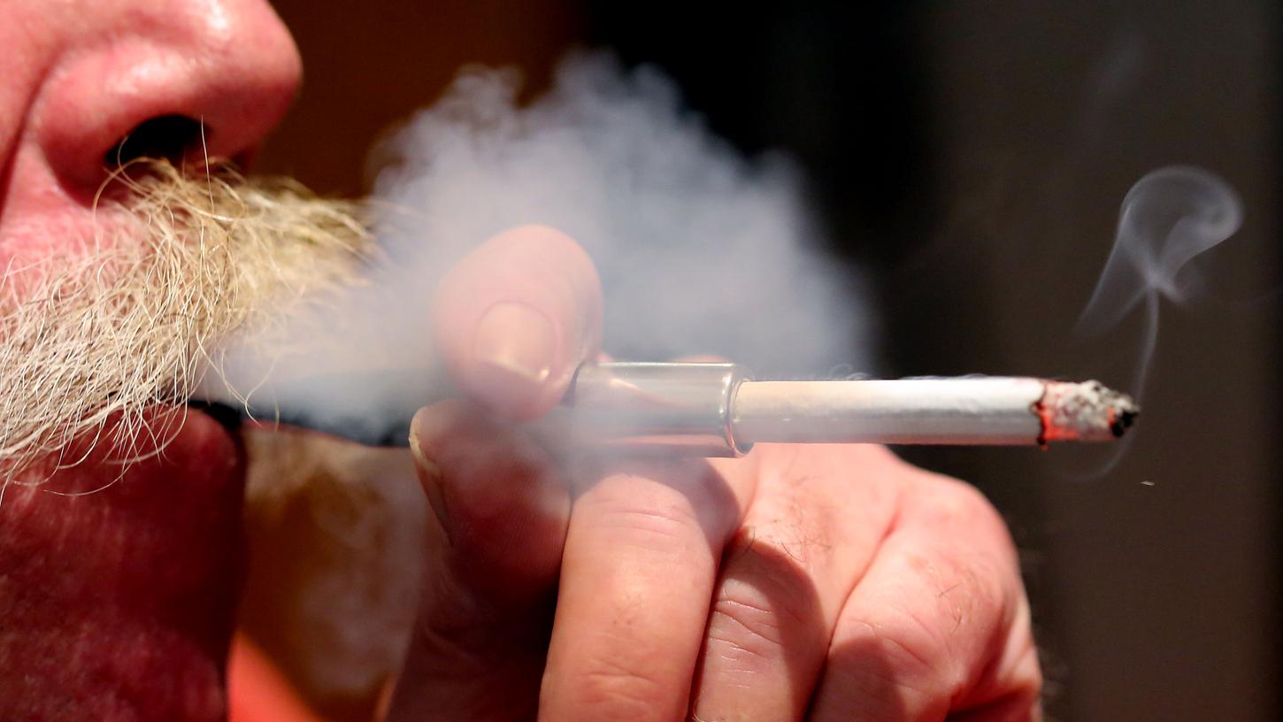 Seit Anfang Juli wurde in Schweden das Rauchverbot verschärft.