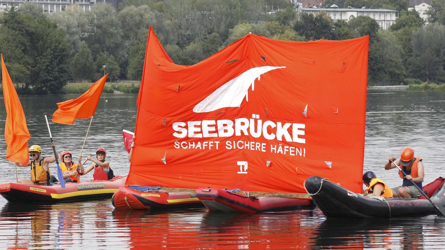 Maly an Merkel: Nürnberg will bei Seenotrettung helfen