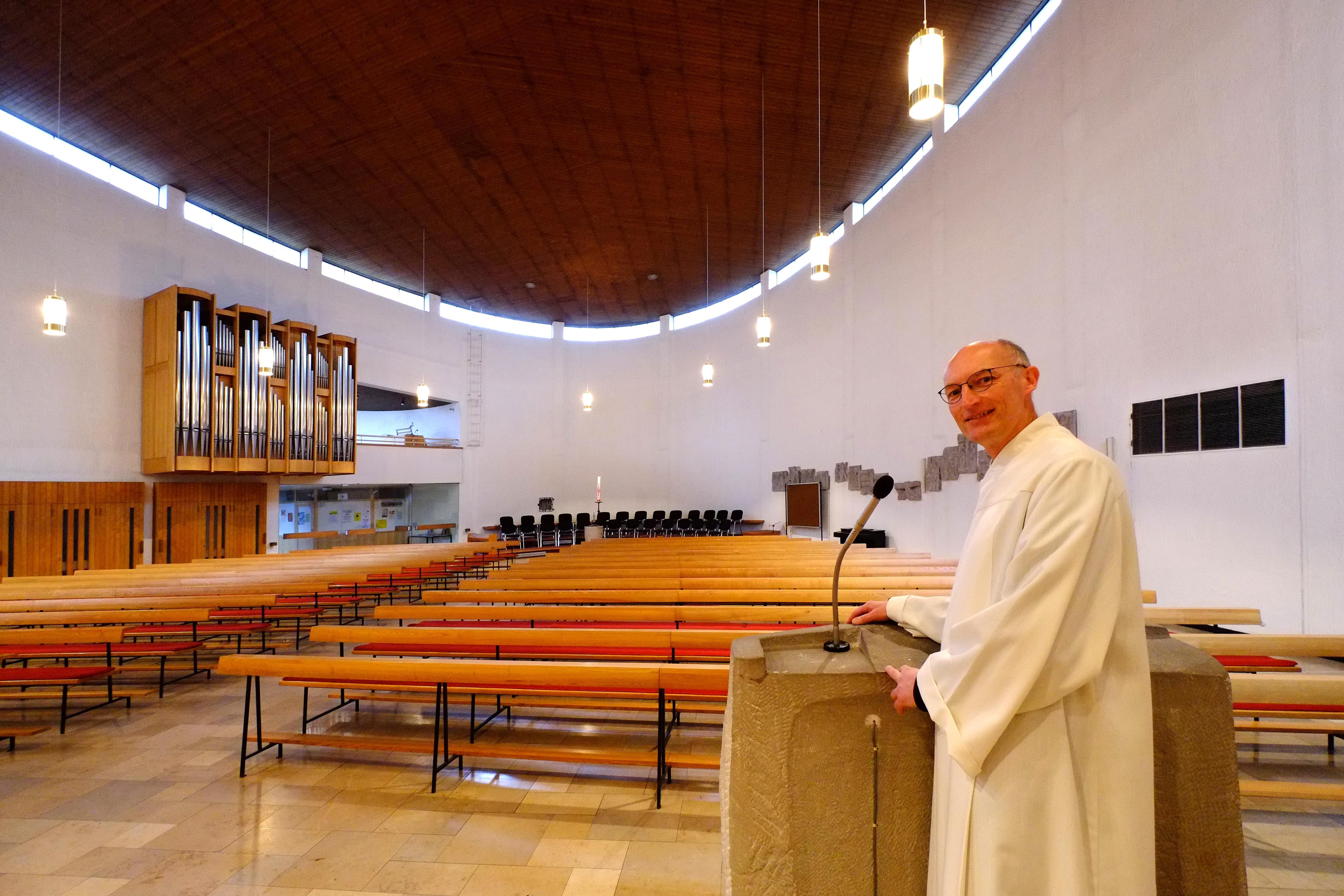 Heilig Geist Veitsbronn Innenraum vor dem Umbau