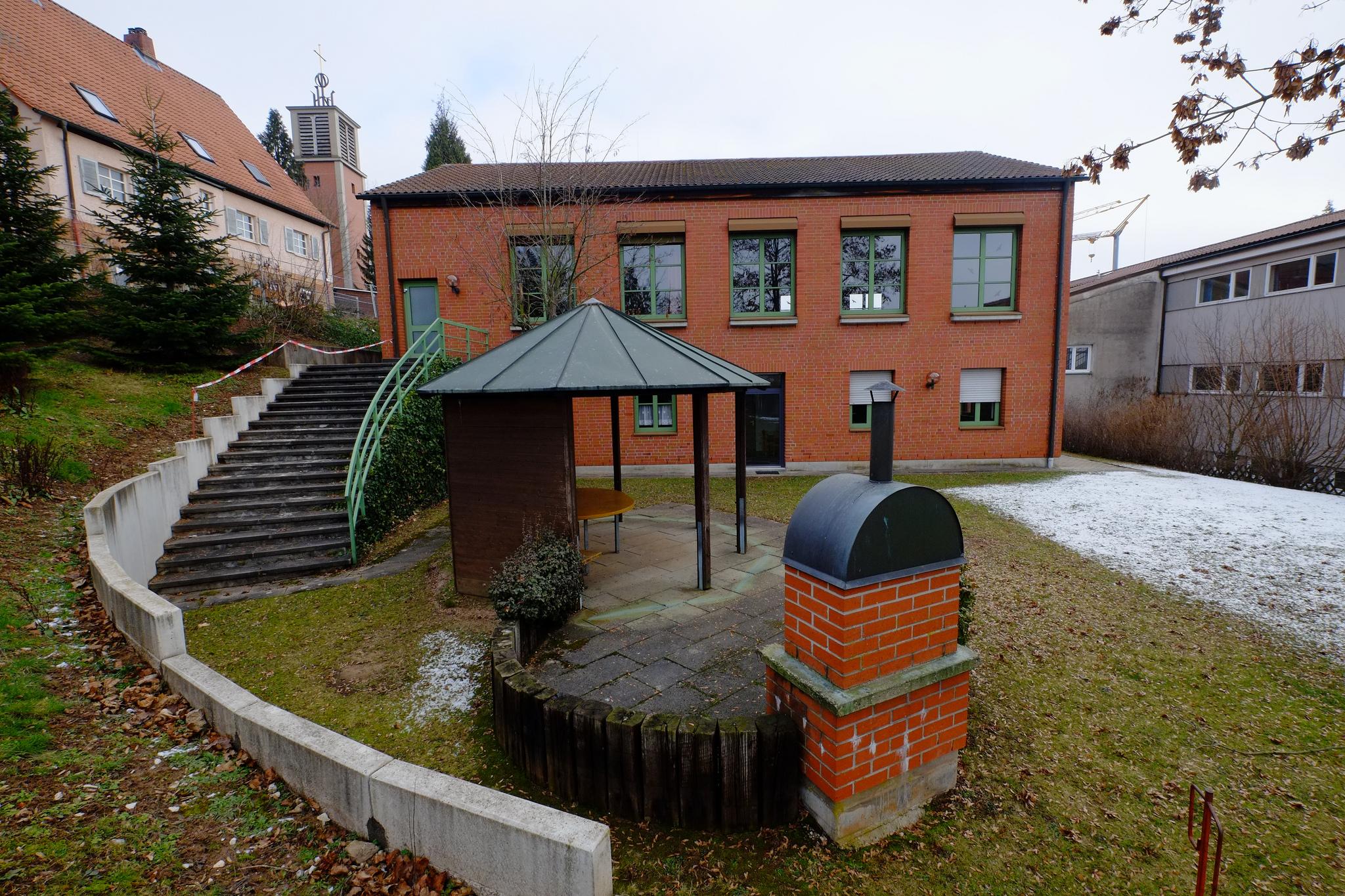 Auch der Pfarrgarten wird verkauft.