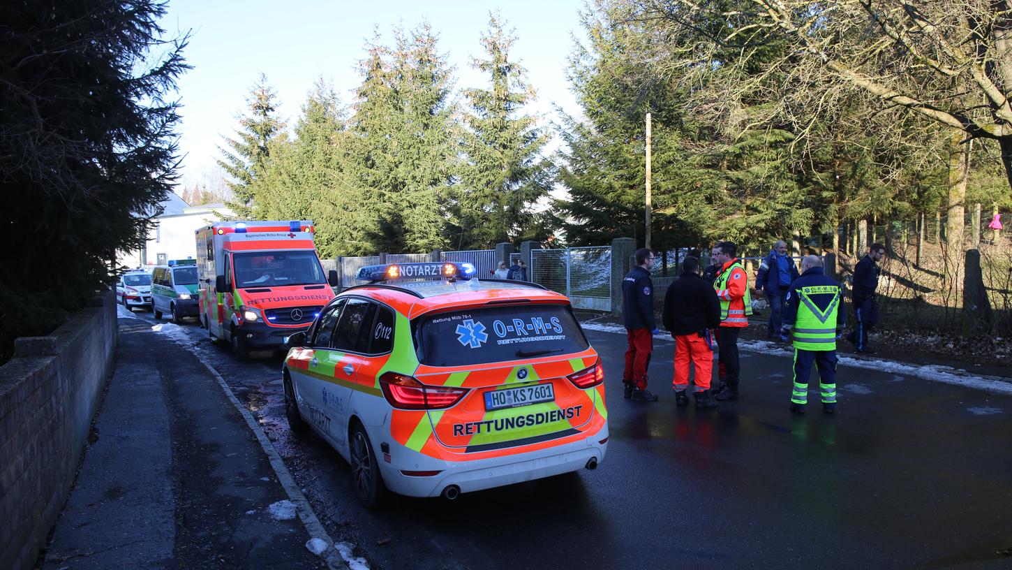 Am 14. Februar kam es in Münchberg (Landkreis Hof) zu einem schlimmen Angriff auf einen Familienvater und seine Tochter durch Schäferhunde.