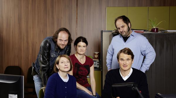 Die Ermittler Paula Ringelhahn (Dagmar Manzel, v.l.), Sebastian Fleischer (Andreas Leopold Schadt, h.l.), Wanda Goldwasser (Eli Wasserscheid), Michael Schatz (Matthias Egersdörfer, h.r.) und Felix Voss (Fabian Hinrichs, v.r.) rücken seit April 2015 einmal jährlich aus, um einen Fall im Frankenland zu lösen.