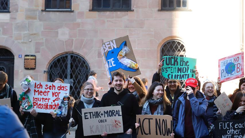#FridaysforFuture: 600 Schüler demonstrieren gegen Klimawandel