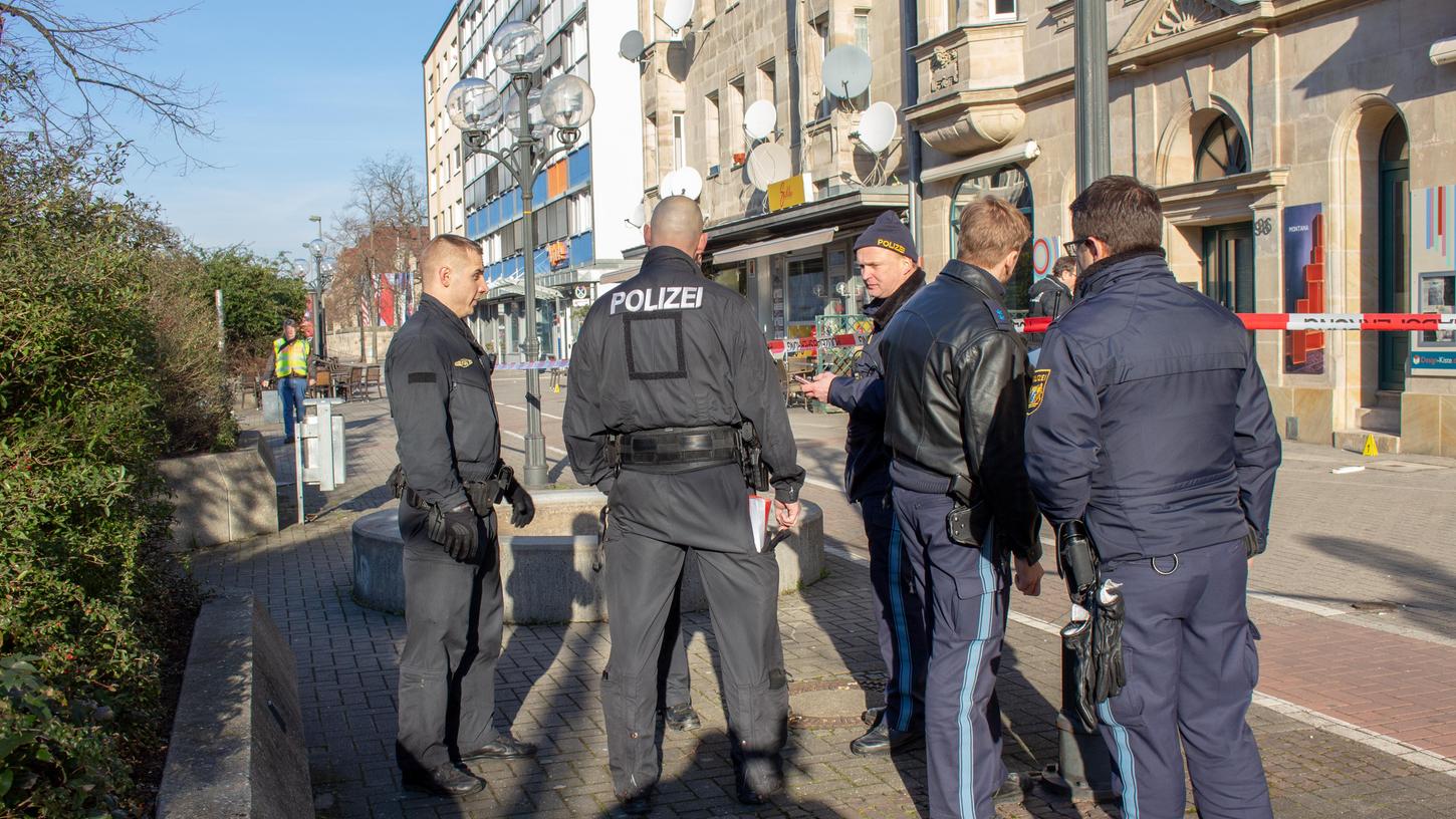 Die Polizei startete noch am Sonntagmorgen im Stadtteil Bärenschanze und Umgebung eine Großfahndung nach dem Verdächtigen.