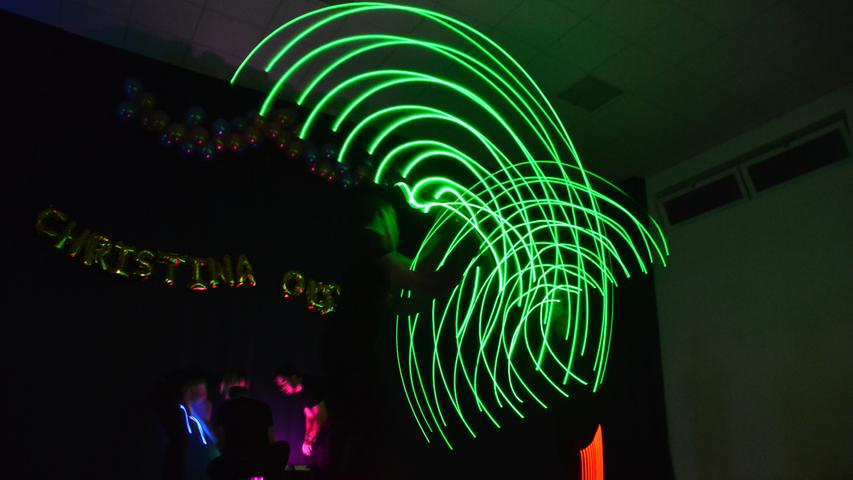 Eine Super-Lichtshow bot Light & Pois vom Schwander Carnevalsclub.