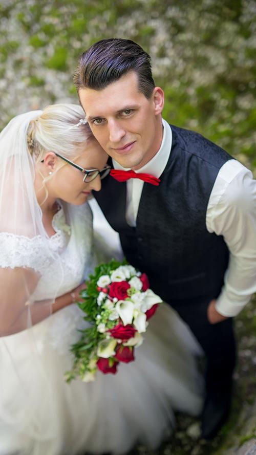 Carmen und Matthias Seeler haben am 7.7.2018 in Kauernhofen geheiratet. "Der Tag war perfekt, aber leider viel zu schnell vorbei", meinte die Braut hinterher.