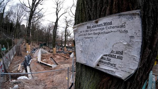 Seit 2017 Jahren wird in verschiedenen Schritten das Erlanger Bergkirchweih-Areal saniert und vor allem an gültige Sicherheits-Standards angepasst.