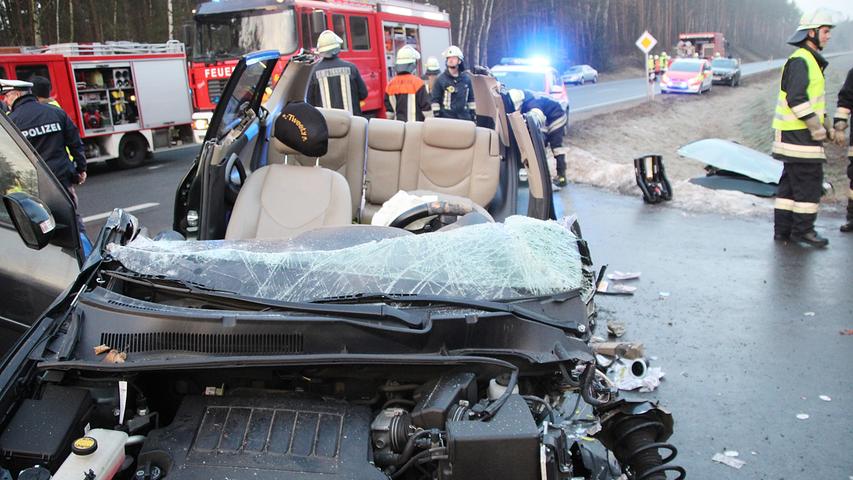 Schwerer Unfall bei Schwarzenbach: 48-Jähriger in Auto eingeklemmt