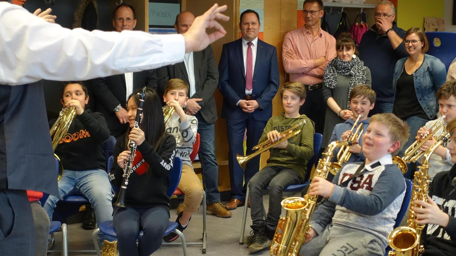 Mittelschule Herzogenaurach formiert Schulorchester
