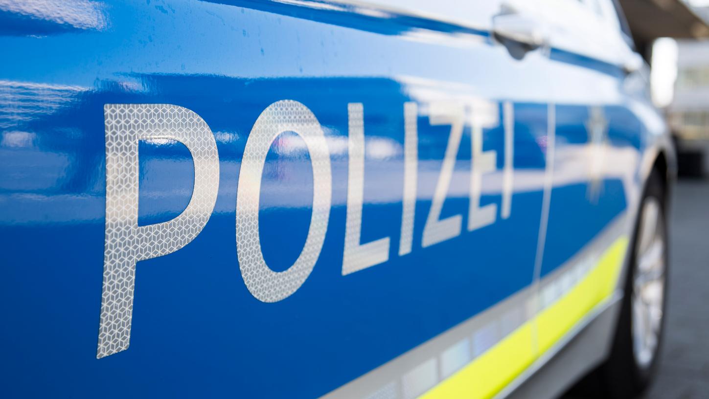 Seit 1. März häuften sich Pkw-Aufbrüche nach gleichem Muster in Stadt und Landkreis Fürth. Nun hat die Polizei einen Verdächtigen ermittelt.