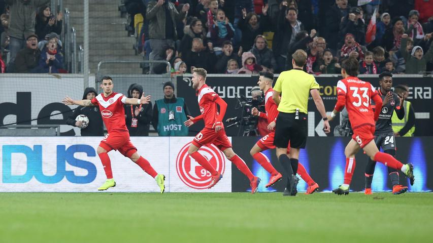 Trotz des starken Defensivauftritts des FCN sind es die Düsseldorfer, die am Ende jubeln können.
