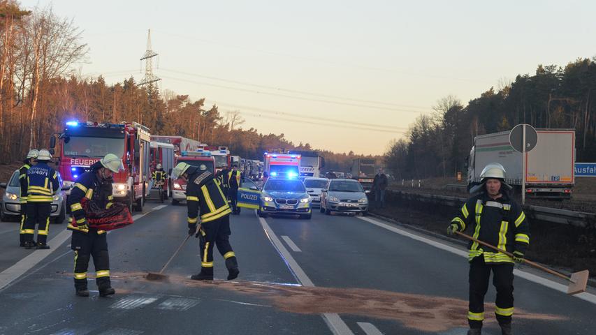 Lkw kollidieren: Verkehrschaos auf der A3 bei Erlangen