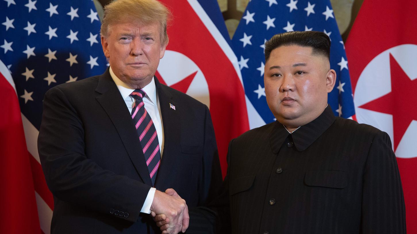Ein Handschlag für eine bessere Zukunft? Laut US-Präsident Donald Trump war das Treffen mit dem nordkoreanischen Machthaber Kim Jong Un ein Fortschritt.