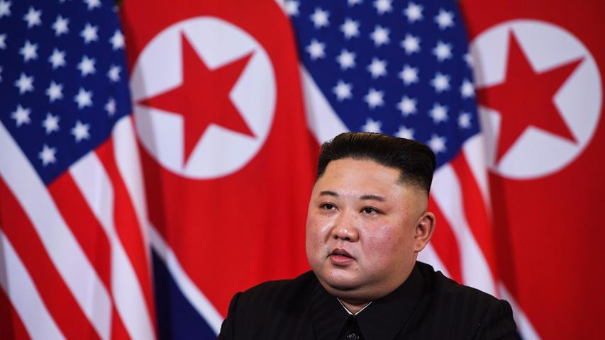 Handschlag und gute Laune: Der Trump-Kim-Gipfel in Bildern