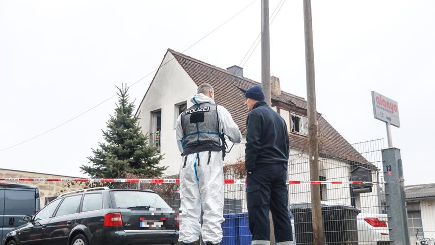 Wohnhausbrand in Sandreuth: Frau und Kinder tot geborgen