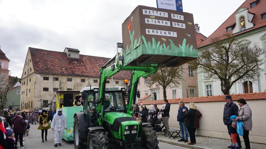 Totengräber und Panzerknacker am Faschingszug 2019 in   Breitenbrunn