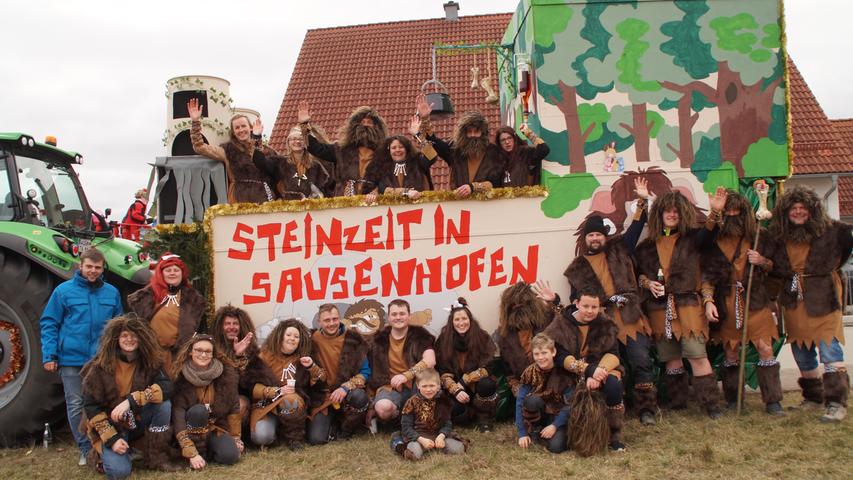 Gardetanz und Piratenmeute: So enterten die Narren 2019 Mitteleschenbach