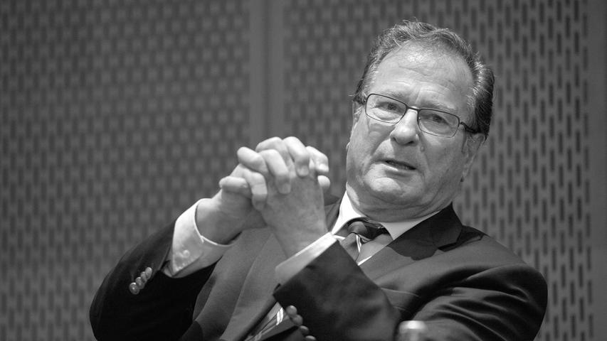 Er war der letzte noch lebende Ex-Außenminister der FDP: Klaus Kinkel ist tot. Der politische Ziehsohn von Hans-Dietrich Genscher starb am 4. März mit 82 Jahren.