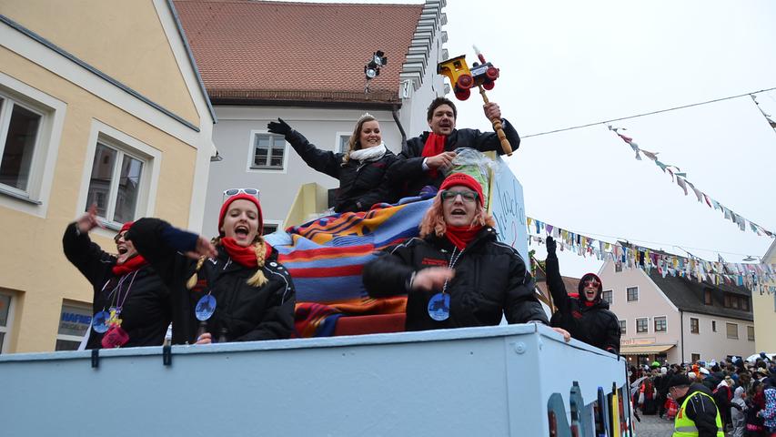 Windig, witzig, wässrig: Die Gredinger feiern Fasching