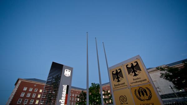 Das kurz Bamf genannte Bundesamt beschäftigt in Mittelfranken 2788 Mitarbeiter und landet damit in diesem Jahr auf Platz 20 unserer Erhebung.