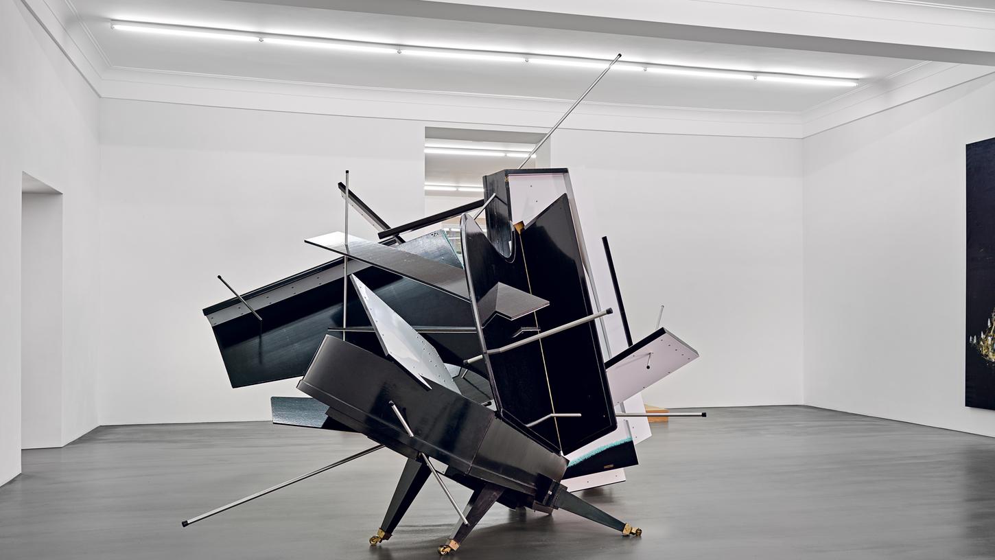 Sebastian Kuhn: Kunst aus kuriosen Alltagsgegenständen Sebastian Kuhn: Kunst aus kuriosen Alltagsgegenständen