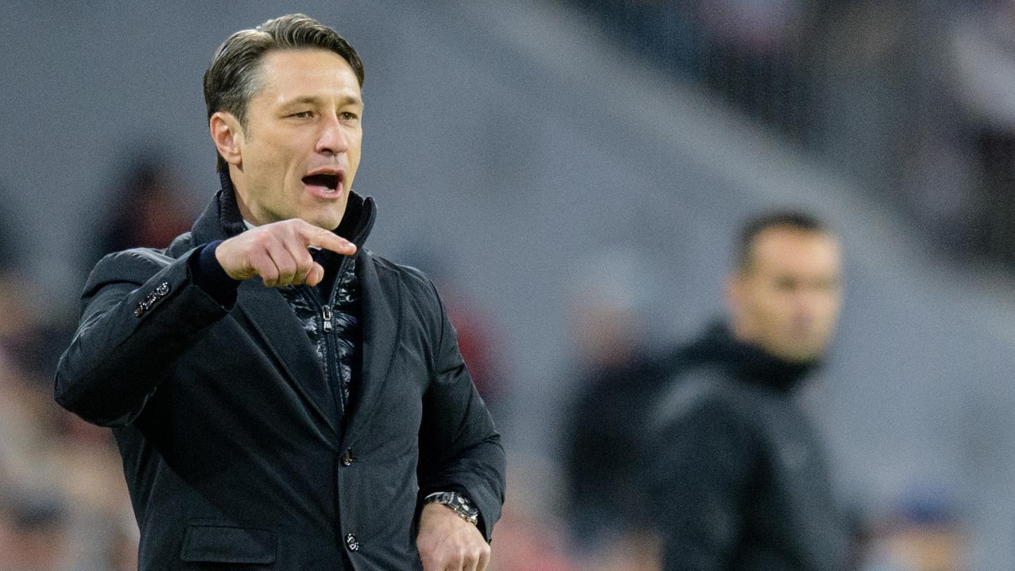 "Wir müssen uns aufrichten": Trainer Niko Kovac fordert von seinen Spielern, sich vom Champions-League-Aus nicht runterziehen zu lassen und den Blick auf die Bundesliga und den DFB-Pokal zu richten.