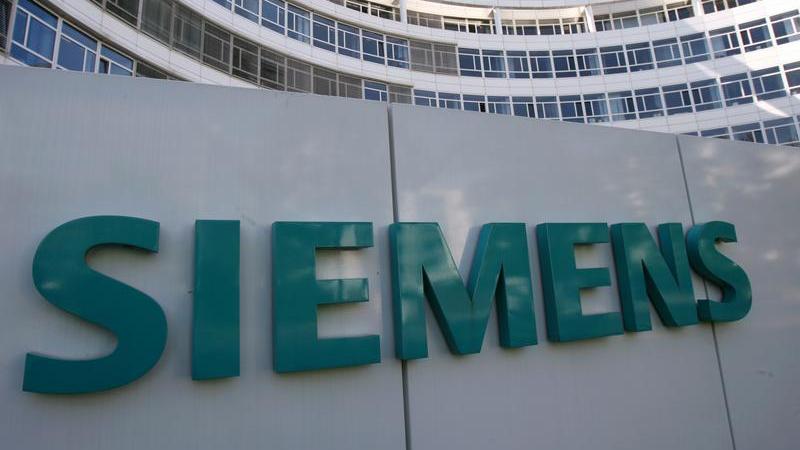 Schlechte Nachrichten für Tausende Mitarbeiter: Siemens Gamesa baut stellen ab.