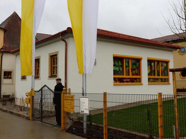 Röttenbach: Kinderkrippe festlich eingeweiht