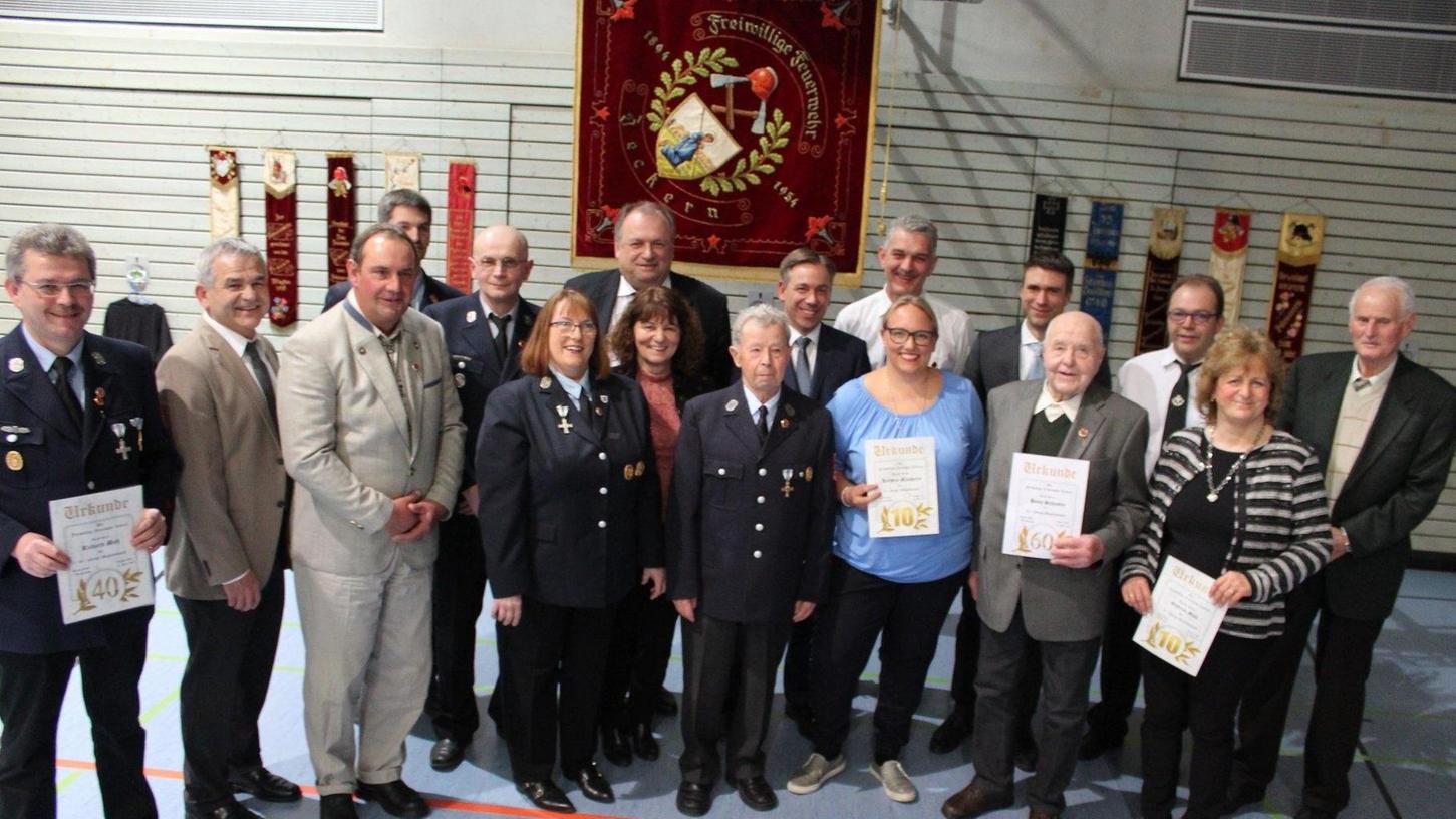 Feuerwehr Hemhofen-Zeckern feiert 125-jähriges Bestehen