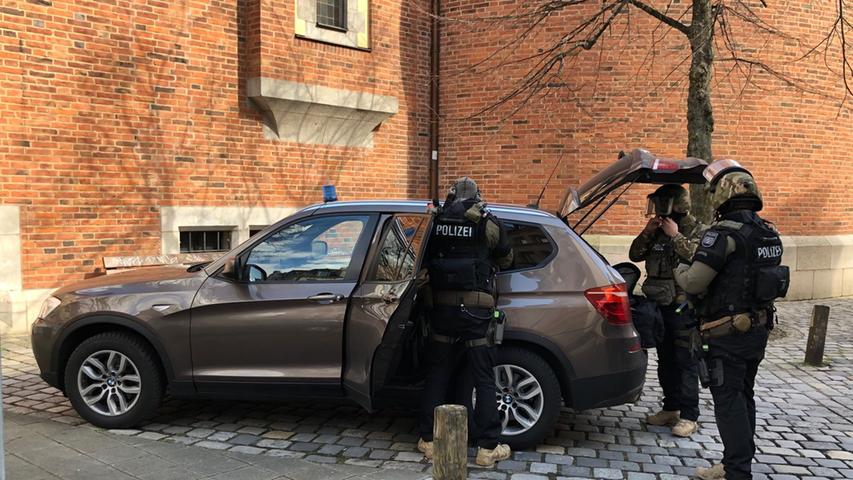 Gostenhof: Mann flüchtet vor Abschiebung und löst SEK-Einsatz aus