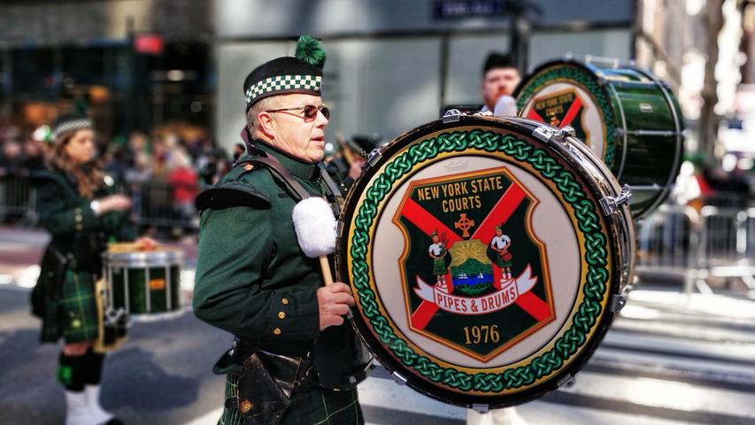 New York hüllt sich in grün: 150.000 Teilnehmer bei St. Patrick's Parade
