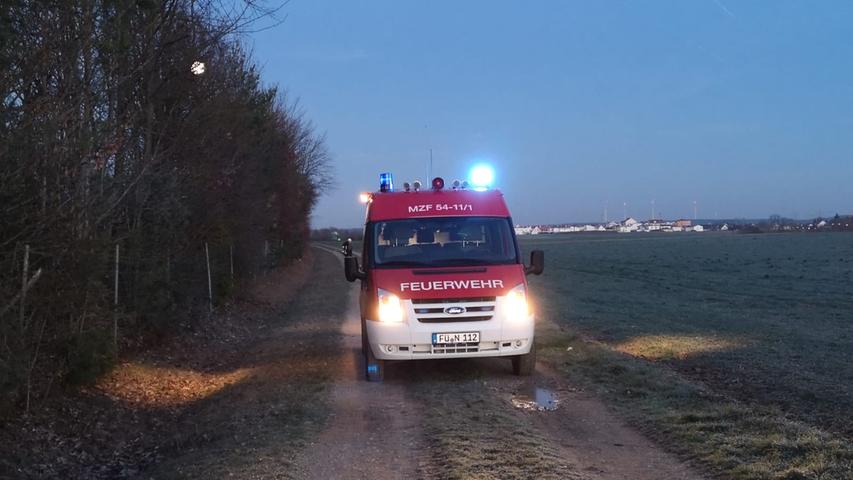 Schwerer Unfall auf Südwesttangente: Auto prallt gegen Baum