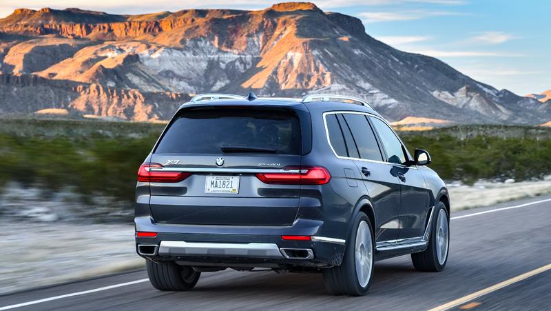 BMW X7: Big Brother