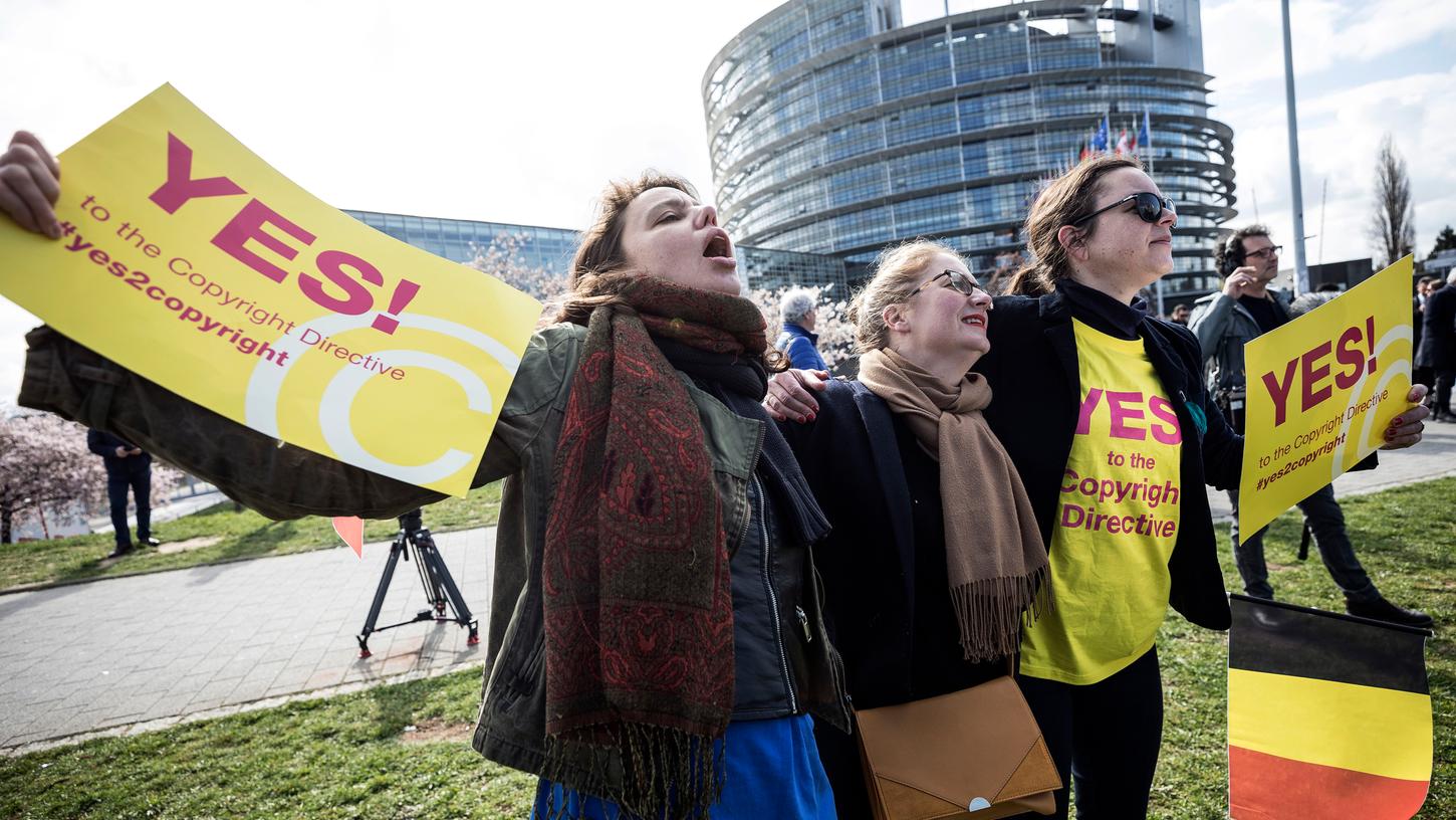 Mit 348 Ja-Stimmen segnete das EU-Parlament am Dienstag die Urheberrechtsreform ab.