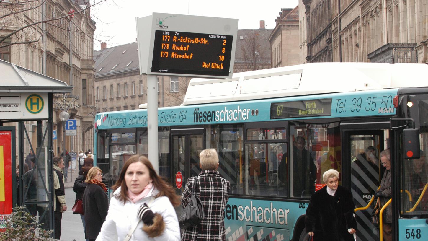 VAG: Alle Tram-Haltestellen bekommen digitale Anzeigetafeln