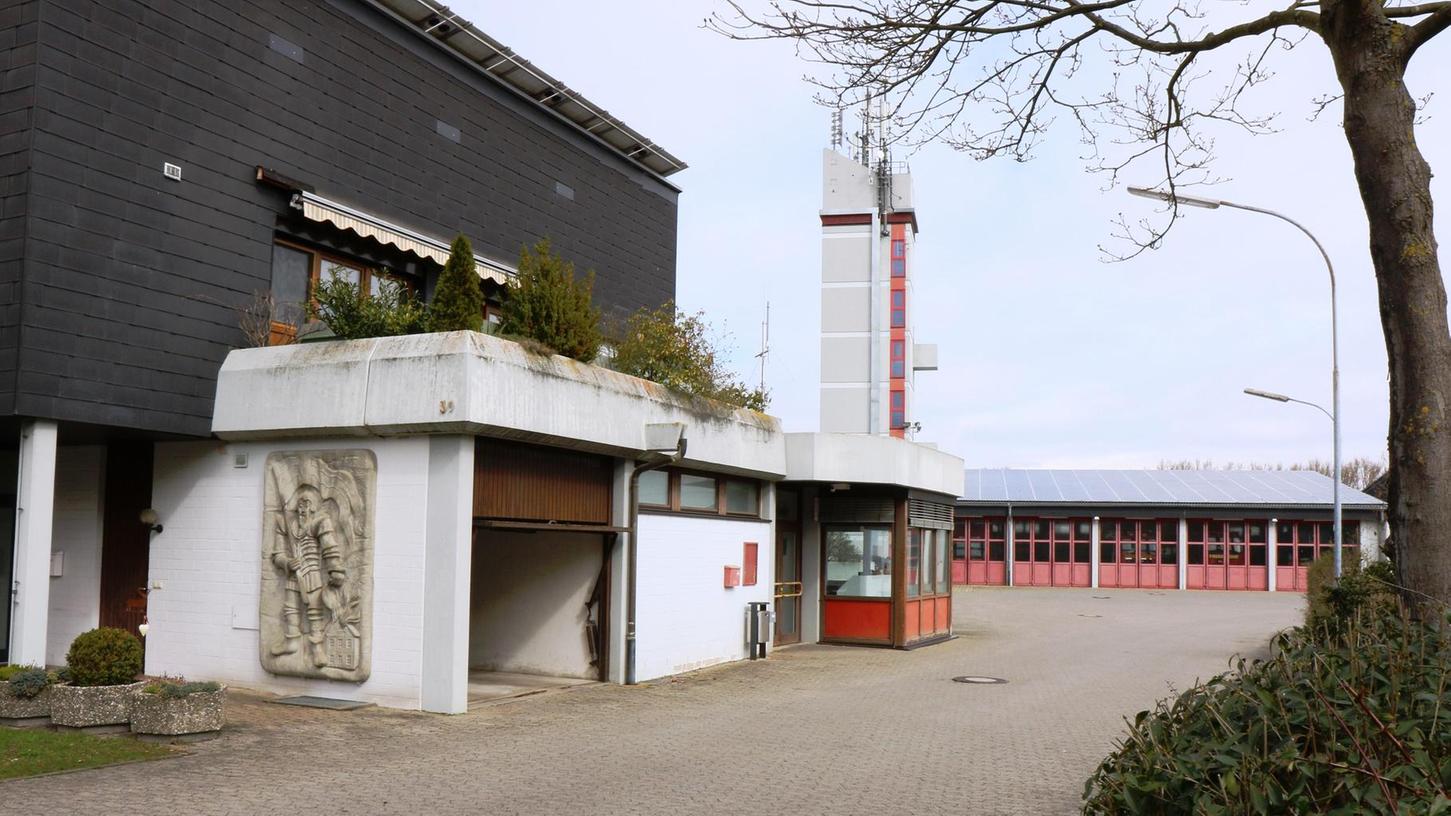 FFW Adelsdorf: Neues Gerätehaus anstatt Sanierung